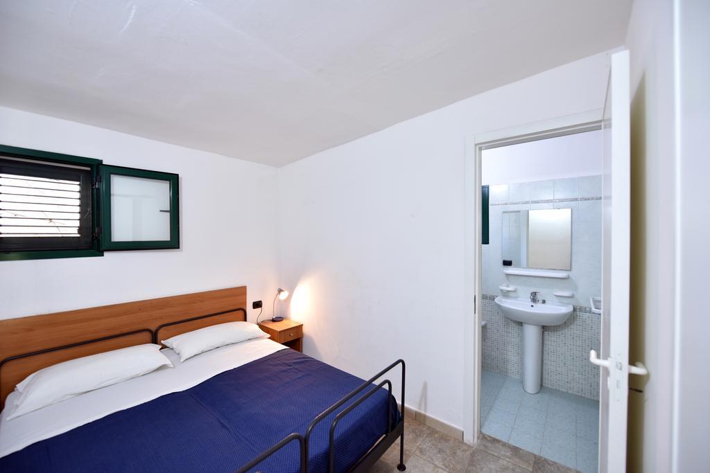 Hotel Camping La Vecchia Torre Gallipoli Exterior foto